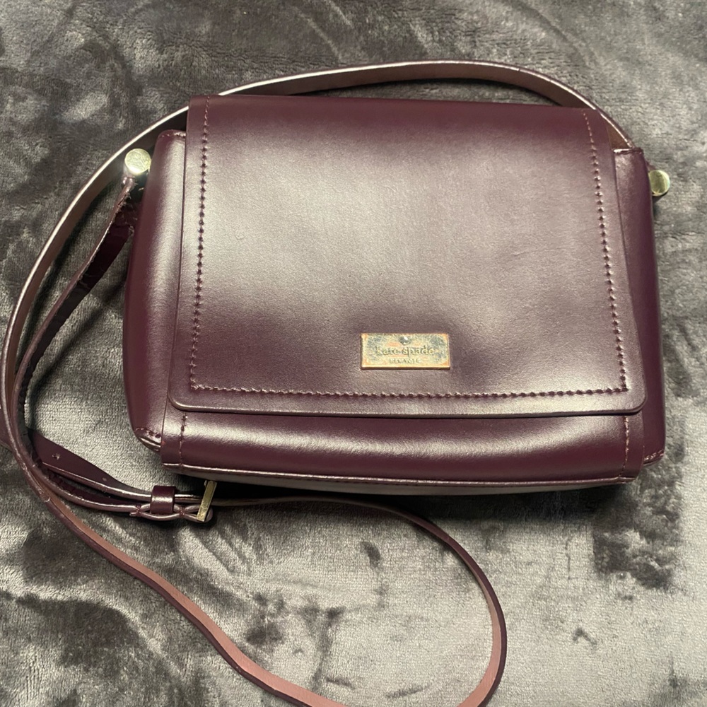 🎅SALE🎅Kate Spade Leather Cross Body Bag